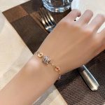 Women's Light Luxury Bracelet – Simple High-End Niche Fashion Design - Image 8