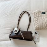 Vintage Chic Shoulder Baguette Bag - Image 3
