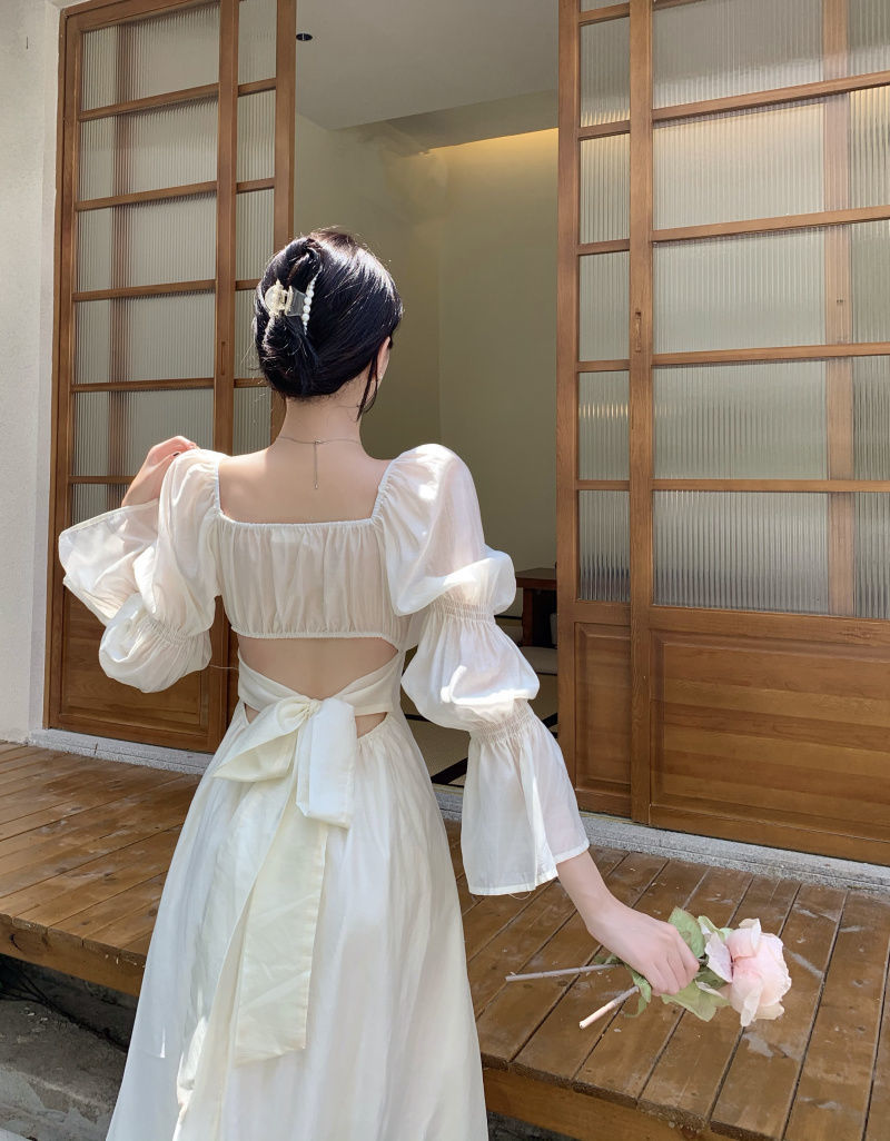 c0f5e62c9a7e3e25e82cfce5f7210a84 French style beautiful back puff sleeve square neck design strap A-line long dress - Image 1