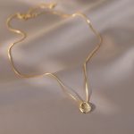 Minimal Geometric Collarbone Necklace for Women, Light Luxury Design Chain - Image 2