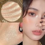 NOVO Highlighter Powder: Shimmer powder for brightening the face, creating a 3D contour, nose shadow, and side shadow. Fine shimmer and pearlescent finish, ideal for contouring. - Image 8