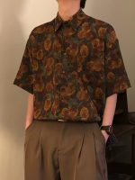 Vintage Floral Print Short Sleeve Shirt – Unisex Loose-Fit Hong Kong Style Vacation Shirt - Image 2