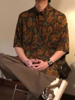 Vintage Floral Print Short Sleeve Shirt – Unisex Loose-Fit Hong Kong Style Vacation Shirt - Image 3
