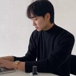 Men’s Loose Fit Half Turtleneck Long Sleeve Tee – Korean Style Solid Color Base Layer Top